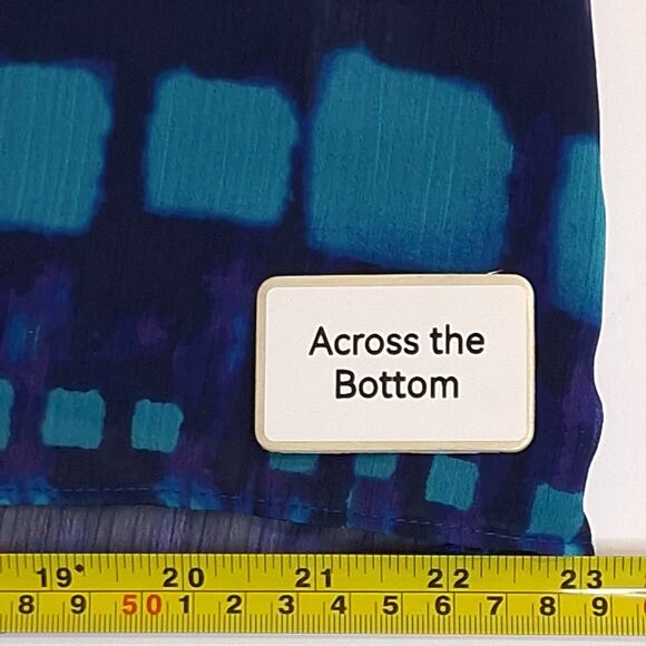 Coldwater Creek Blue Sz L/14 Blouse Abstract Print Short Sleeve Flowy Elegant - Picture 13 of 13